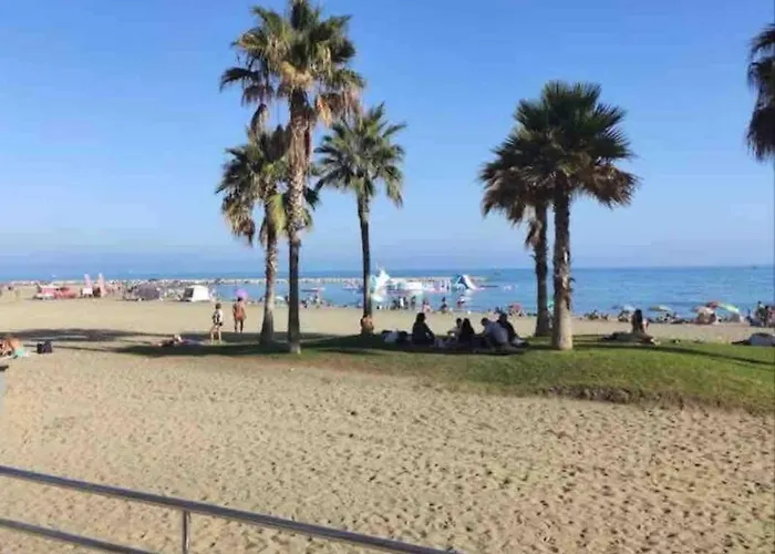 Casa Malaguena A Pie De Playa Málaga