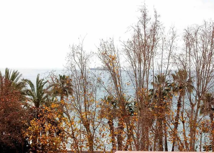 Casa Malaguena A Pie De Playa * Málaga